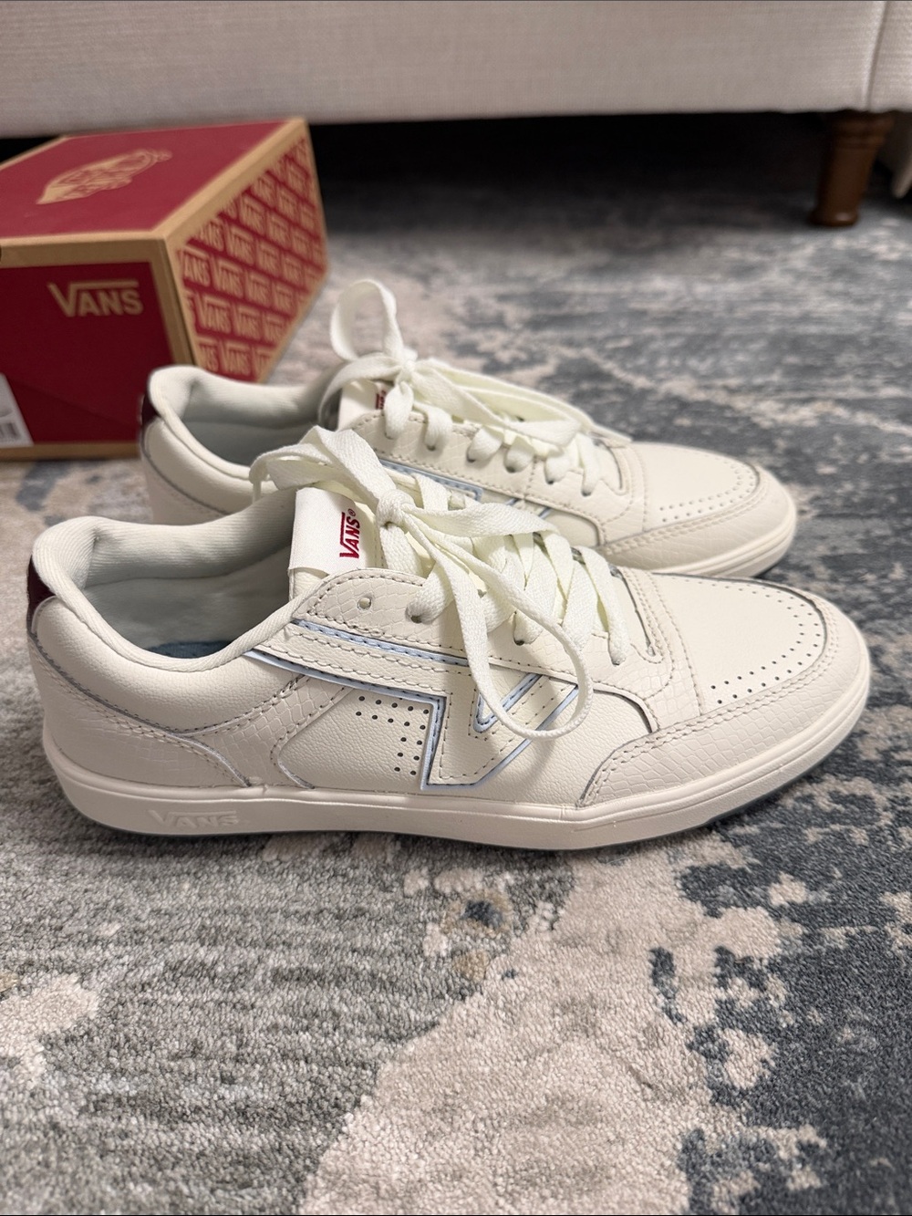 Vans Lowland Cc Off-White Low-Top Sneakers with Blue Stitching and Maroon Heel